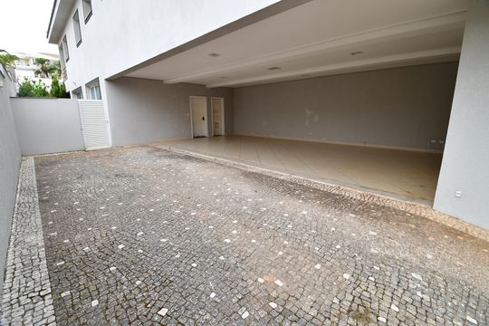 Garagem de casa de condomínio para alugar com 5 quartos, 900m² em Loteamento Alphaville Campinas, Campinas