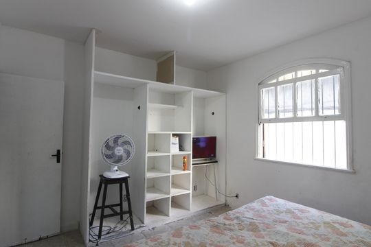 Quarto Suíte 2 de casa para alugar com 2 quartos, 50m² em Parque Burle, Cabo Frio