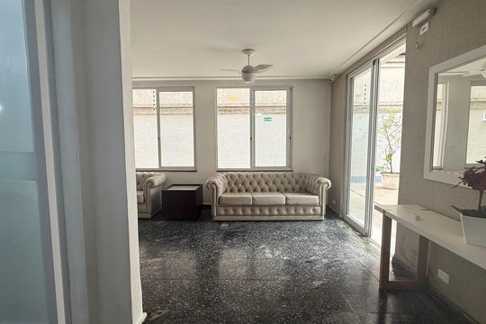 Hall de entrada de apartamento para alugar com 3 quartos, 210m² em Barra Funda, Guarujá