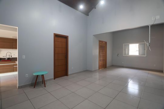 Sala de casa para alugar com 3 quartos, 120m² em Centro, Canoas