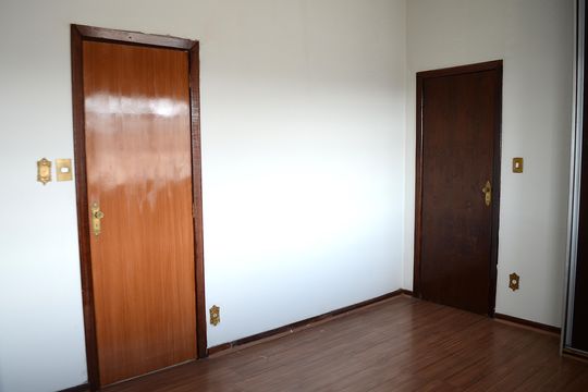 Quarto 1 de casa para alugar com 2 quartos, 82m² em Providência, Belo Horizonte