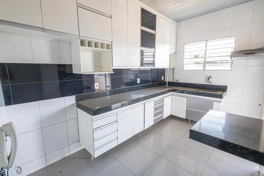 Casa para alugar com 3 quartos, 82m² em Providência, Belo Horizonte