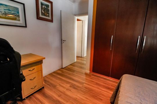 Quarto 1 de apartamento para alugar com 2 quartos, 84m² em Real Parque, São Paulo