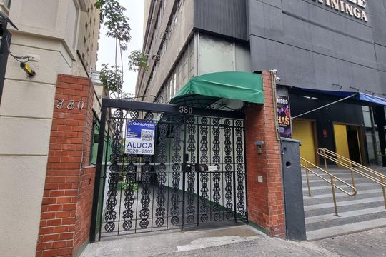 facha de kitnet/studio para alugar com 1 quarto, 34m² em Santa Cecilia, São Paulo