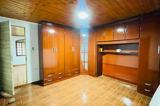 Suíte de casa de condomínio para alugar com 4 quartos, 999m² em Monte Catine, Cotia