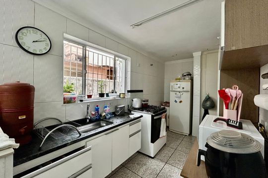 Cozinha de casa à venda com 3 quartos, 160m² em Vila Regente Feijó, São Paulo