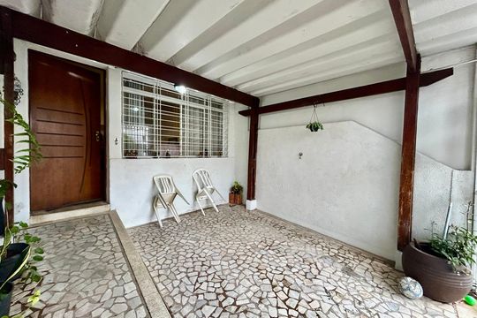 Garagem de casa à venda com 3 quartos, 160m² em Vila Regente Feijó, São Paulo