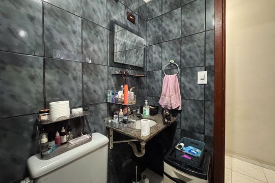 Banheiro Social de apartamento para alugar com 2 quartos, 63m² em Alves Dias, São Bernardo do Campo