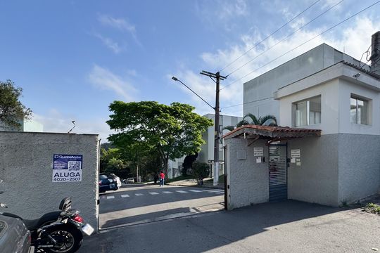 Fachada de apartamento para alugar com 2 quartos, 63m² em Alves Dias, São Bernardo do Campo