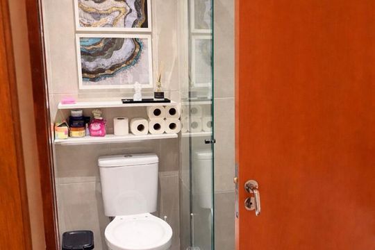 Banheiro de apartamento para alugar com 1 quarto, 39m² em Santa Maria, Osasco