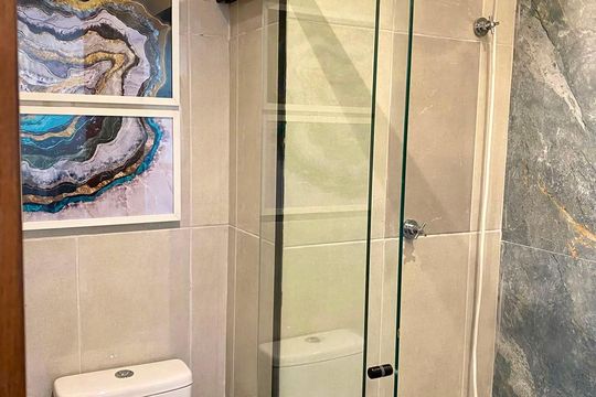 Banheiro de apartamento para alugar com 1 quarto, 39m² em Santa Maria, Osasco