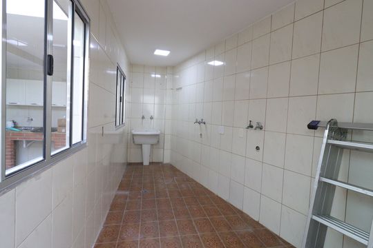 Área de Serviço de casa à venda com 4 quartos, 180m² em Jardim Belgica, São Paulo