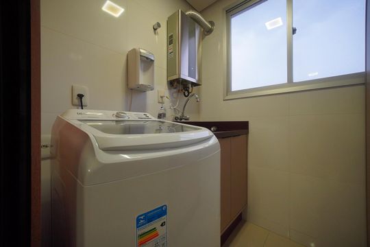 Área de Serviço de apartamento para alugar com 2 quartos, 78m² em Trindade, Florianópolis