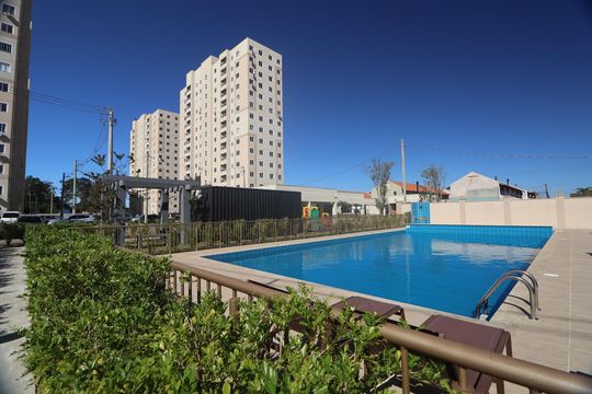 Área comum - Piscina de apartamento para alugar com 2 quartos, 46m² em Fátima, Canoas