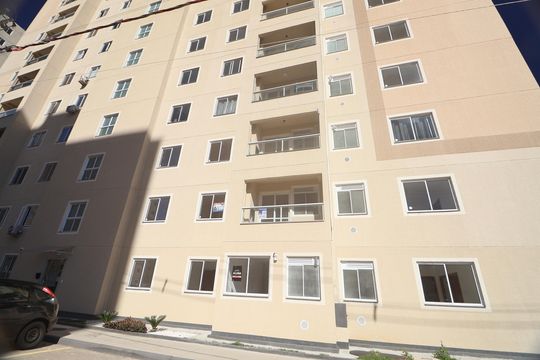 Fachada do bloco de apartamento para alugar com 2 quartos, 46m² em Fátima, Canoas