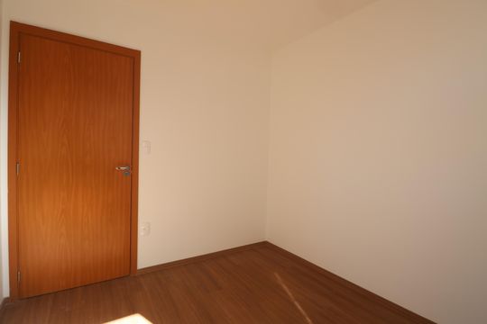 Quarto 1 de apartamento para alugar com 2 quartos, 46m² em Fátima, Canoas