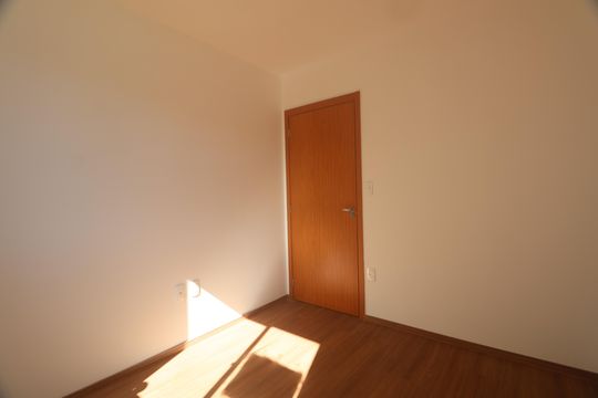 Quarto 1 de apartamento para alugar com 2 quartos, 46m² em Fátima, Canoas