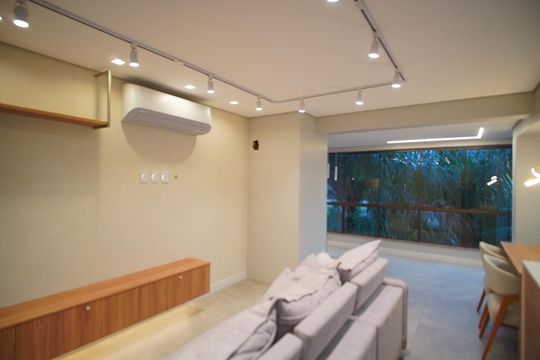 Sala de apartamento à venda com 2 quartos, 90m² em Petrópolis, Porto Alegre