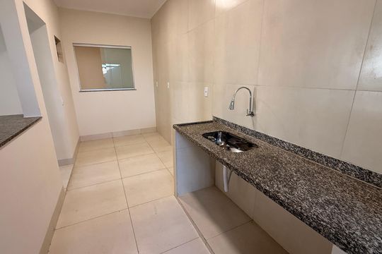 Cozinha de casa à venda com 3 quartos, 300m² em Residencial Santa Fé, Goiânia
