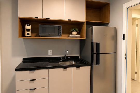 Cozinha de apartamento para alugar com 1 quarto, 39m² em Pompeia, São Paulo