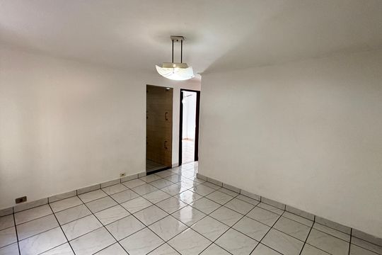 Apartamento à venda com 2 quartos, 55m² em Conjunto Residencial Planeta, Santo André