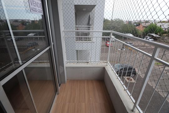 Sacada de apartamento para alugar com 2 quartos, 47m² em Olaria, Canoas