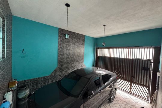 Garagem de casa para alugar com 2 quartos, 105m² em Novo Osasco, Osasco