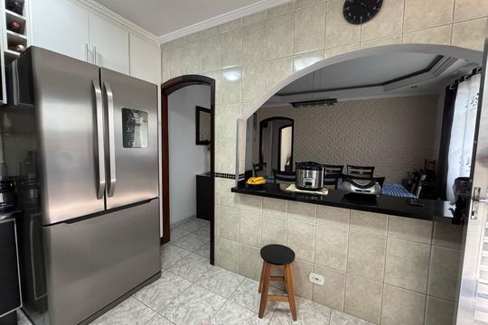 Cozinha de casa para alugar com 2 quartos, 105m² em Novo Osasco, Osasco