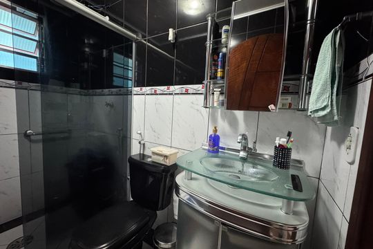Banheiro 1 de casa para alugar com 2 quartos, 105m² em Novo Osasco, Osasco