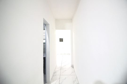 Corredor de casa para alugar com 1 quarto, 80m² em Parque Cisper, São Paulo