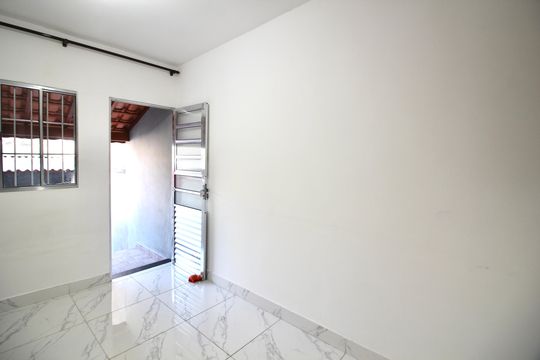 Sala de casa para alugar com 1 quarto, 80m² em Parque Cisper, São Paulo
