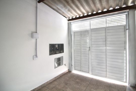 Garagem de casa para alugar com 1 quarto, 80m² em Parque Cisper, São Paulo