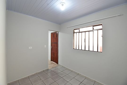 Quarto 1 de apartamento para alugar com 2 quartos, 45m² em Parque da Fonte, São José dos Pinhais
