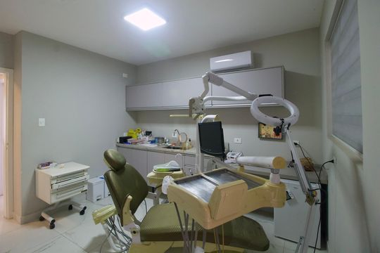 Sala de casa à venda com 6 quartos, 362m² em Cabral, Curitiba