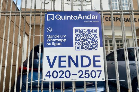 Placa  de casa à venda com 6 quartos, 362m² em Cabral, Curitiba