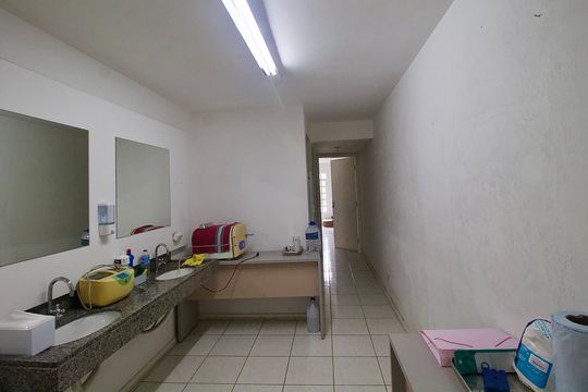 Área de Serviço de casa à venda com 6 quartos, 362m² em Cabral, Curitiba