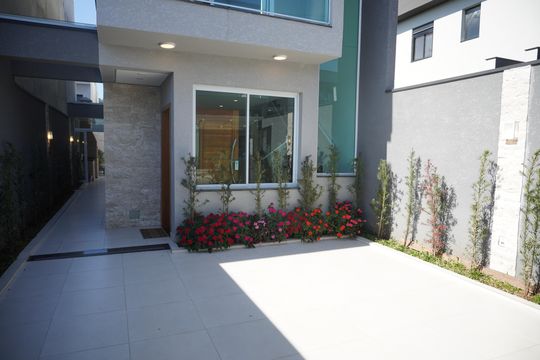 Garagem de casa de condomínio à venda com 2 quartos, 144m² em Alphaville, Santana de Parnaíba
