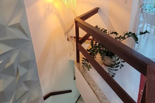 Escada de apartamento para alugar com 4 quartos, 165m² em Braga, Cabo Frio