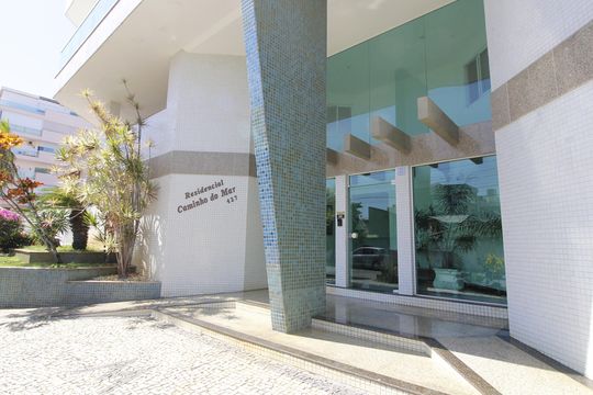 Fachada de apartamento para alugar com 4 quartos, 165m² em Braga, Cabo Frio