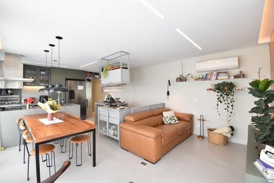 Apartamento para alugar com 3 quartos, 136m² em Alto da Glória, Curitiba