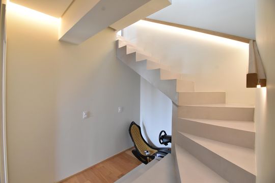 Corredor de apartamento para alugar com 3 quartos, 136m² em Alto da Glória, Curitiba