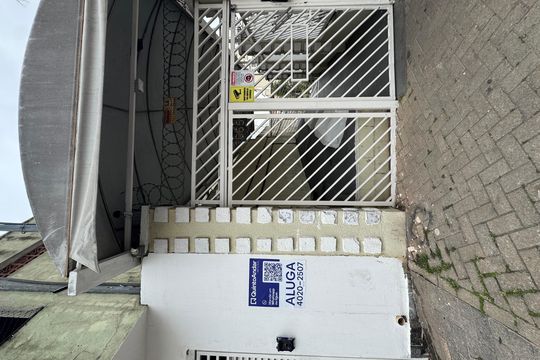 Fachada com PLACA GRANDE de apartamento para alugar com 2 quartos, 62m² em Jaguaribe, Osasco