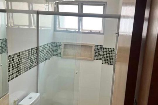 Banheiro de apartamento para alugar com 3 quartos, 90m² em Setor Bela Vista, Goiânia