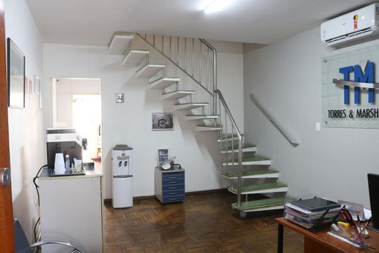 Sala de casa para alugar com 4 quartos, 140m² em Alto da Lapa, São Paulo