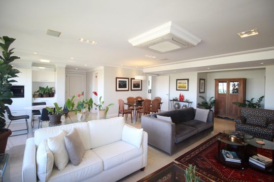 Sala de apartamento para alugar com 4 quartos, 176m² em Moinhos de Vento, Porto Alegre