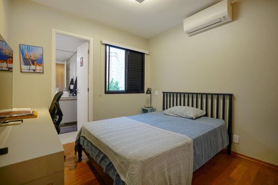 Apartamento à venda com 4 quartos, 146m² em Santo Amaro, São Paulo