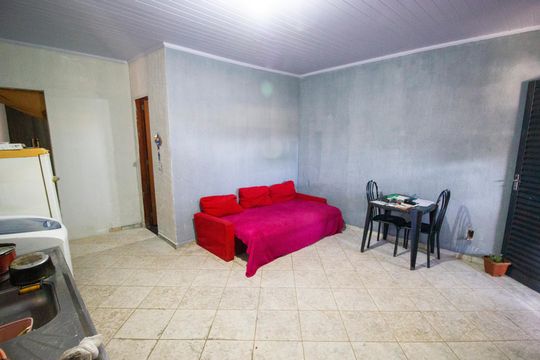 Sala/Cozinha de casa à venda com 2 quartos, 82m² em Quadra 511, Brasília