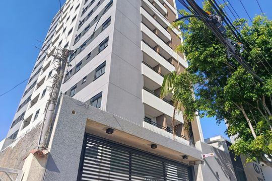 Fachada de apartamento à venda com 2 quartos, 46m² em Vila Granada, São Paulo