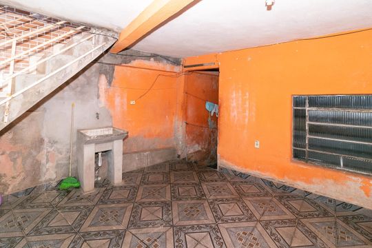 Garagem de casa à venda com 3 quartos, 50m² em Jardim Lucélia, São Paulo