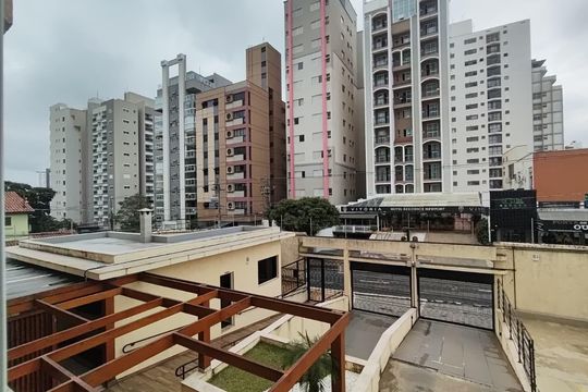 Vista de apartamento para alugar com 3 quartos, 98m² em Cambuí, Campinas